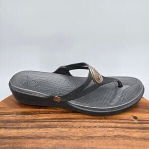 Crocs Sanrah Sandals Womens 11 Black Metallic Medallion Circle Thong Wedge Shoes